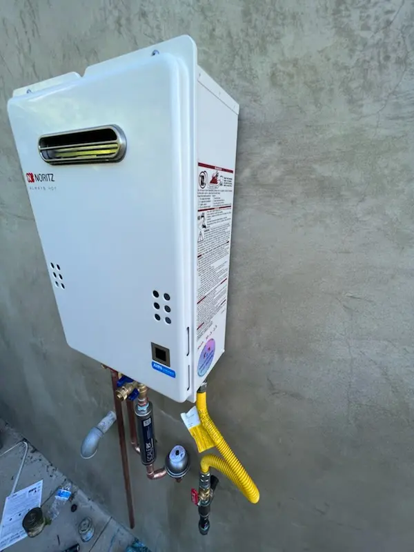 Tankless water heater installation for Cobbs Landing homes